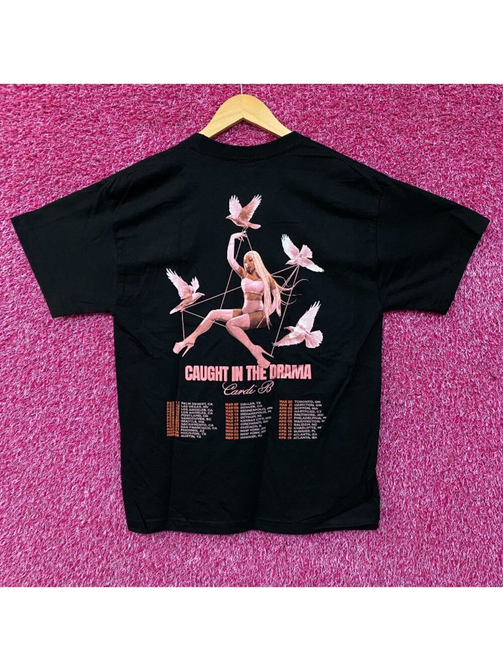 Cardi B Caught in the Drama "Little Miss Drama Tour" Graphic T-Shirt Medium